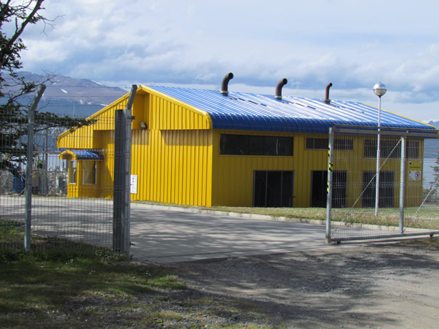 Edelmag  llama a no lanzar challa metálica cerca del tendido eléctrico.